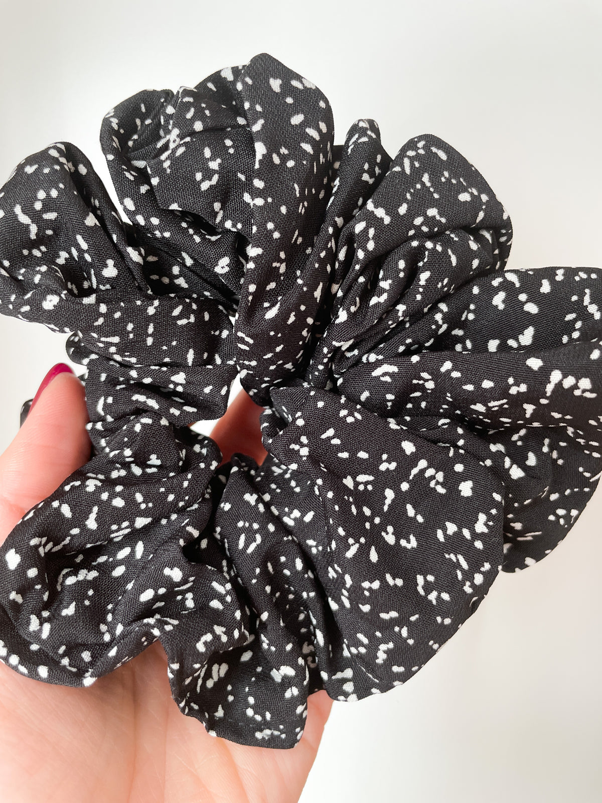 Dotted Scrunchie Set