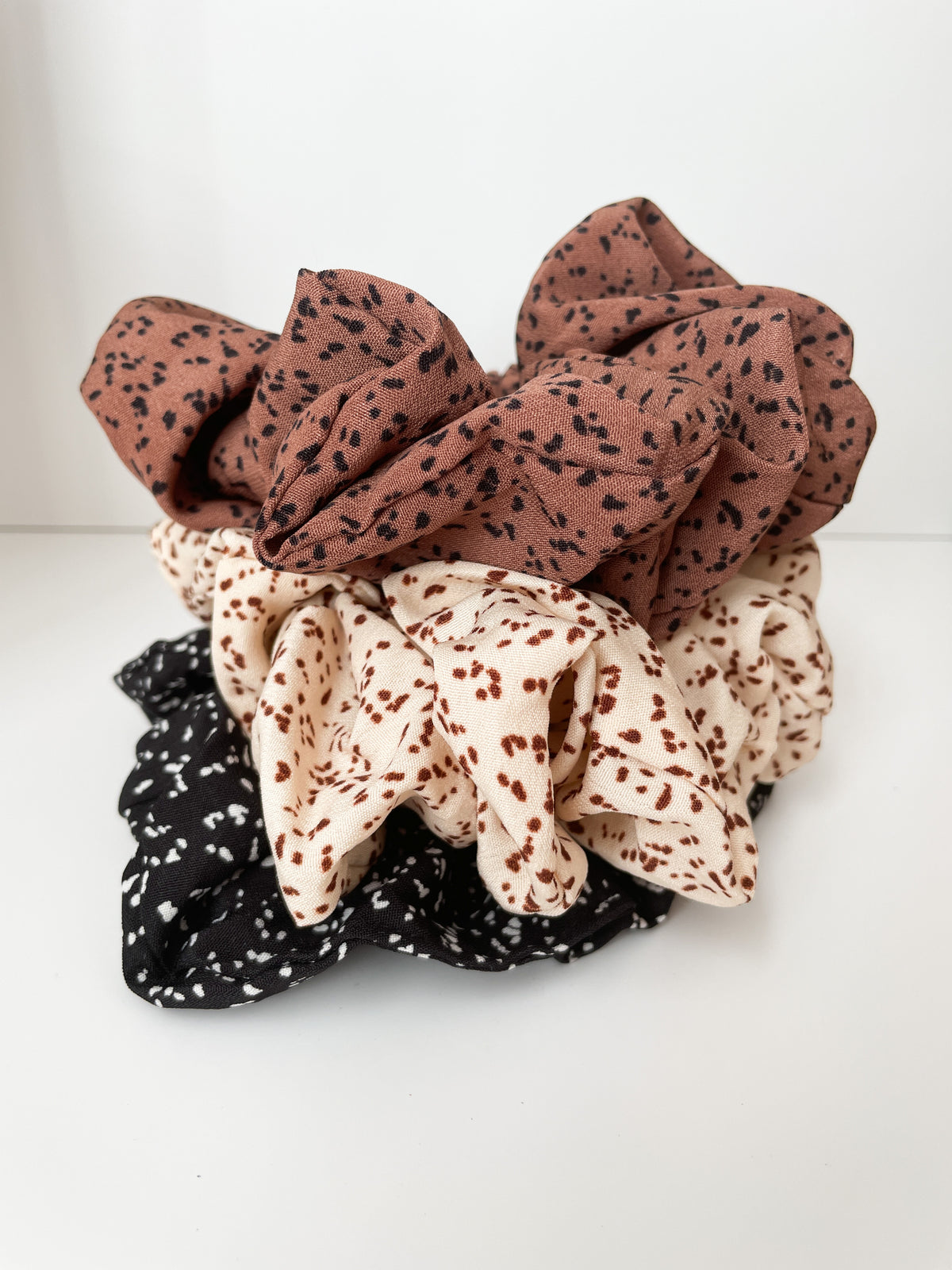Dotted Scrunchie Set